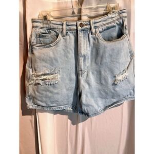 KanCan Signature Mom Fit Size 27 High Rise Denim Shorts Lt Wash Distressed EUC‎